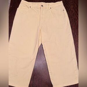 Gloria Vanderbilt Yellow Slimming Pants